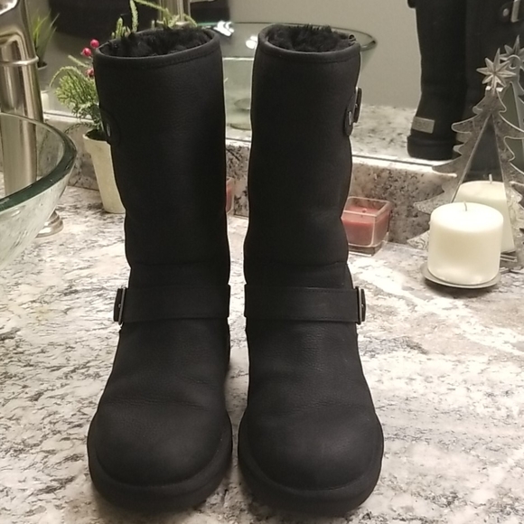 Ugg Sutter Boot - Picture 3 of 9